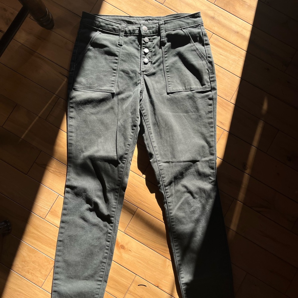 Universal Thread Women's High Rise Olive Jeans